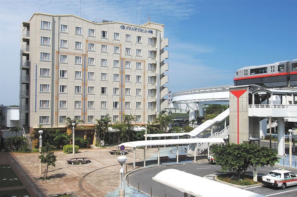 Hotel Gran View Okinawa image 1